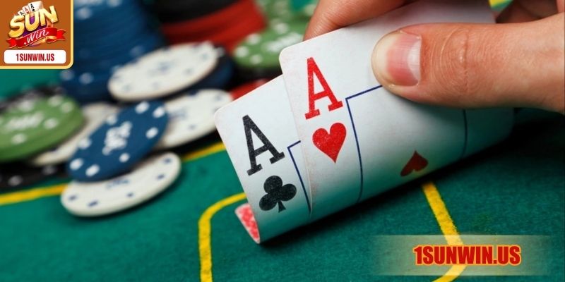 Chọn bluff đúng thời điểm để hạ gục đối thủ